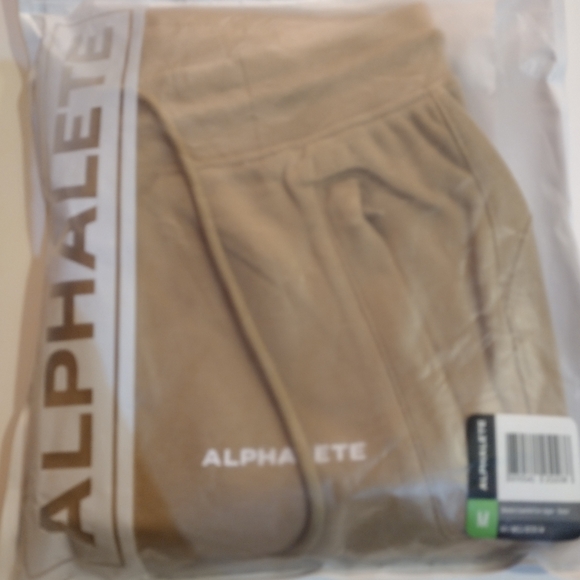 Alphalete Women's Essential Tan Core Jogger Pants Desert - Picture 6 of 6